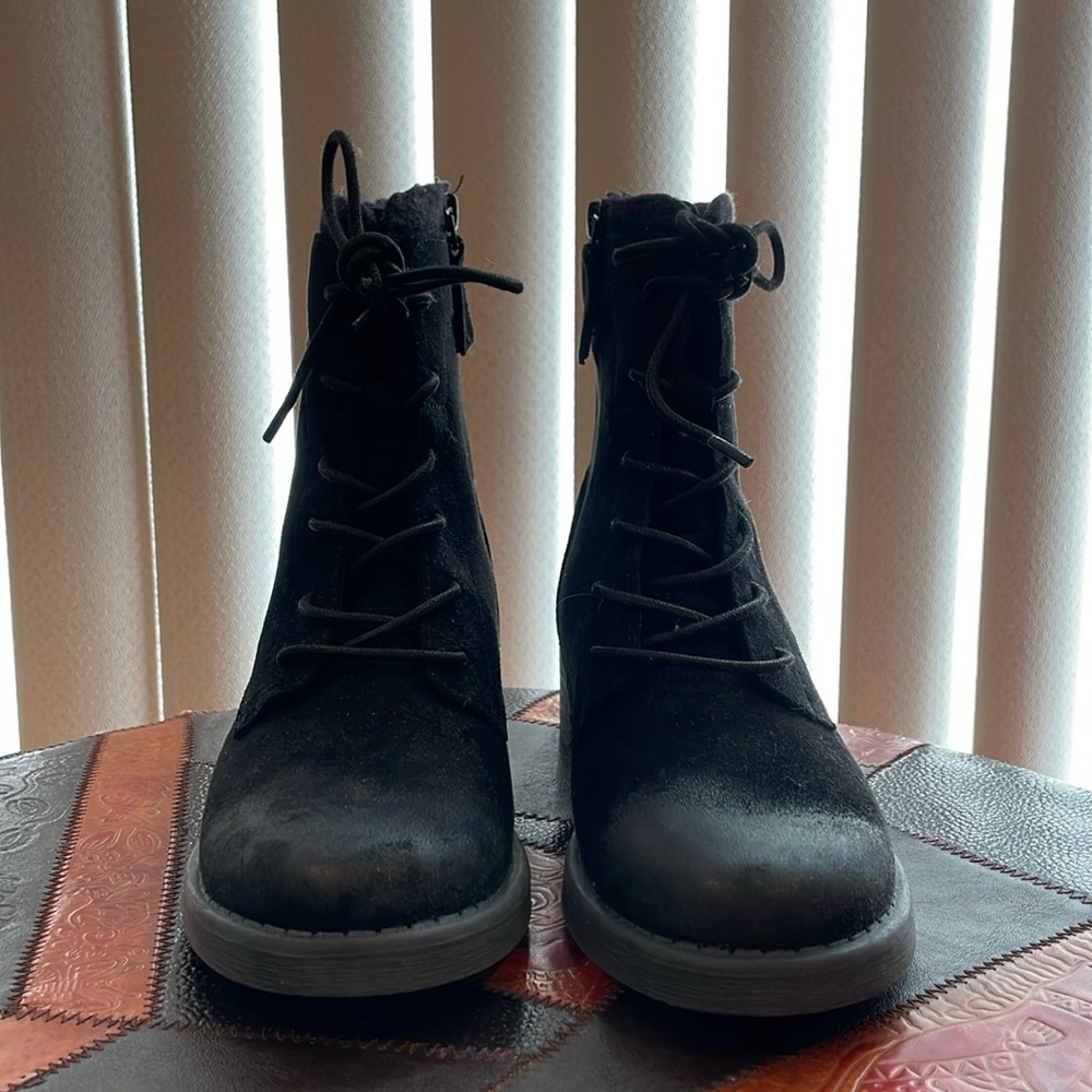Black boots